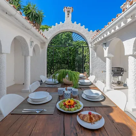 Cozy Renovated 3 Bdrm Beachside House W Bbq * Marbella